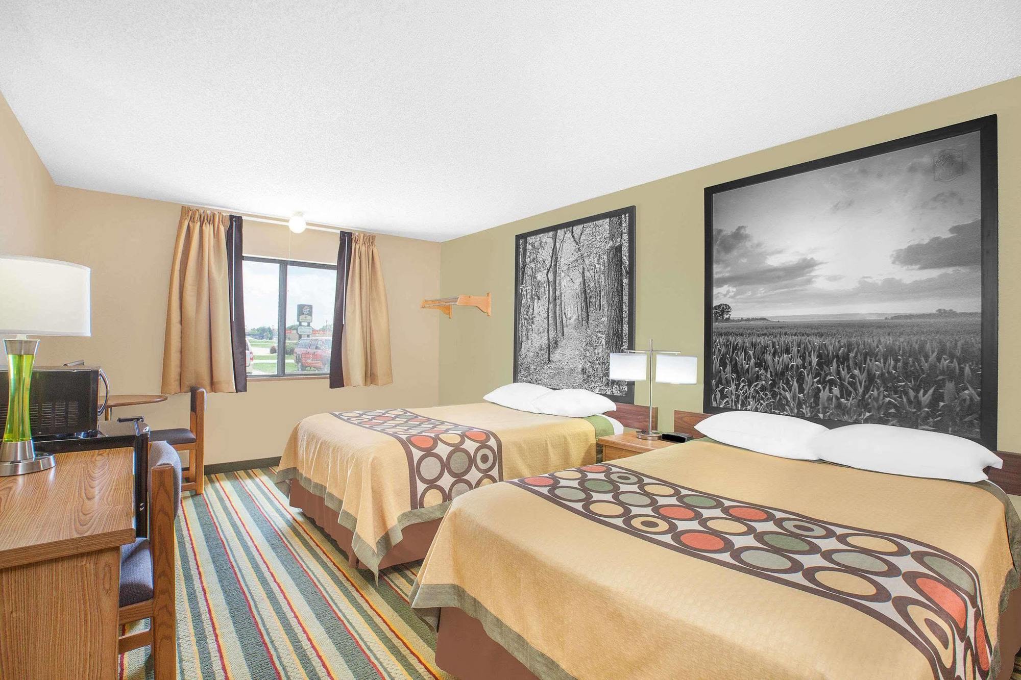 Super 8 By Wyndham Mt Pleasant Motel Mount Pleasant Eksteriør bilde